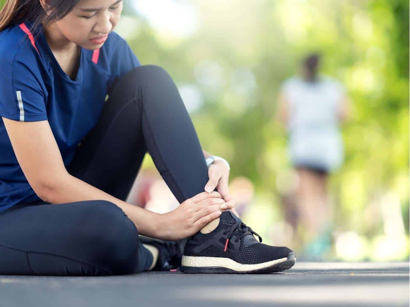 spiritual-meaning-of-right-left-ankle-twitching-superstitions